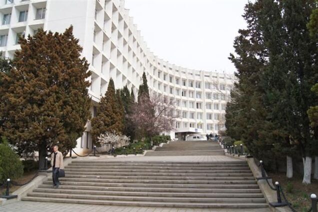 Министр образования заявил, что от украинских вузов в Крыму не откажутся