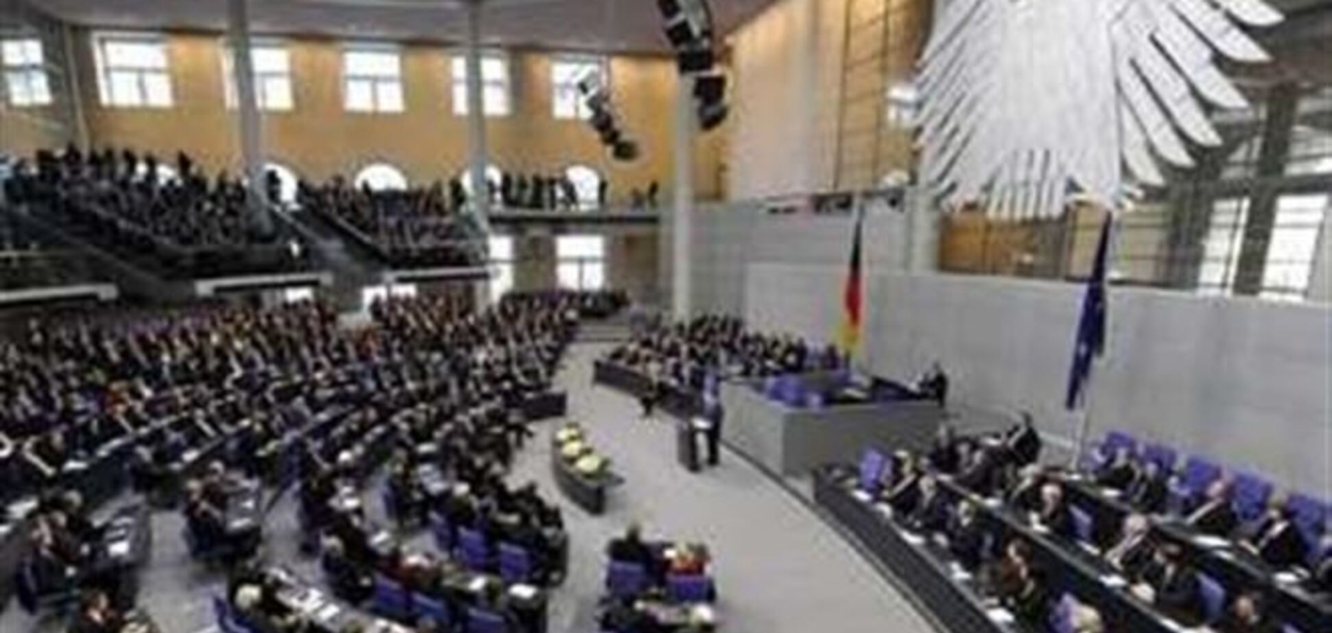 Депутаты Бундестага поддерживают Украину в ЕС и готовят новые санкции для России