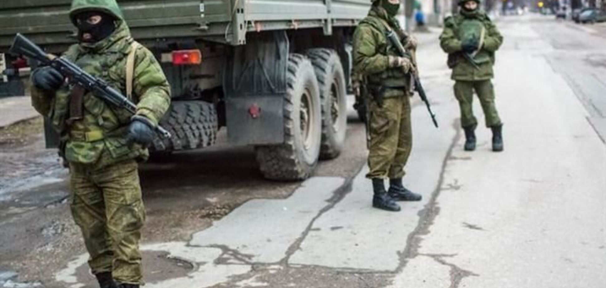 Российская армия штурмует украинскую часть в Севастополе