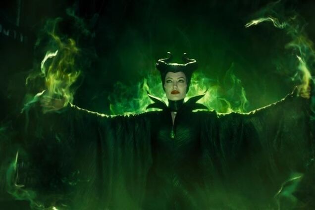 Новый трейлер 'Колдуньи': много Анджелины Джоли и ее зеленых чар