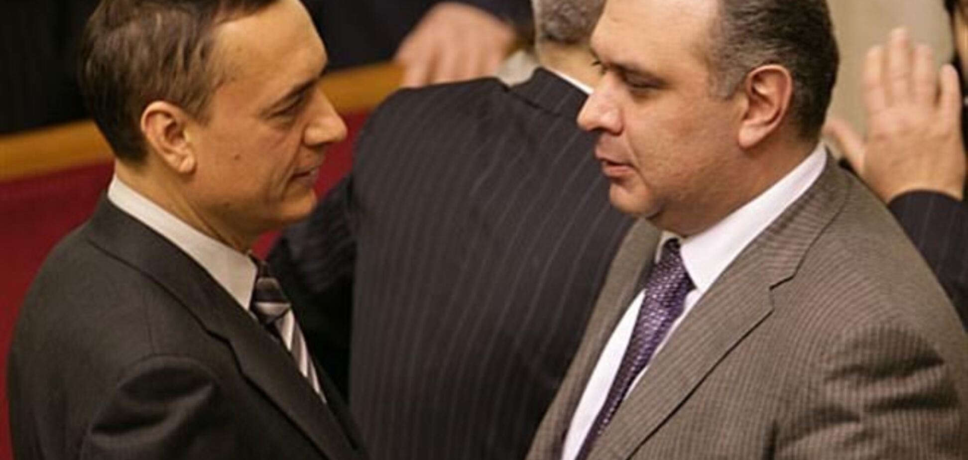 За 'вышками Бойко' могут стоять Мартыненко и Жвания