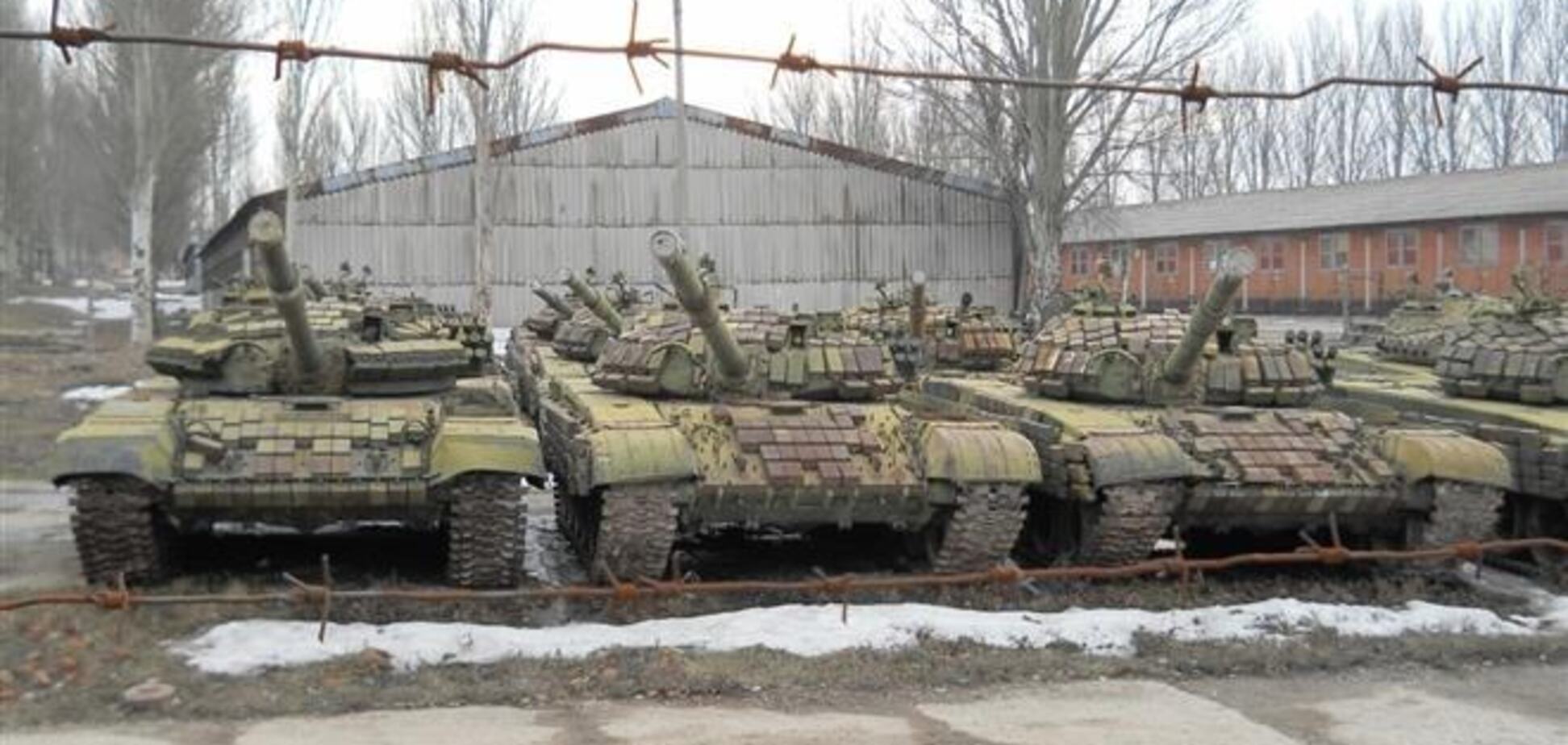 Регионалы в Артемовске готовятся сдать танковую дивизию - эксперт