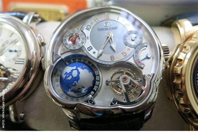 Одни из изъятых у Ставицкого часов стоят почти $600 тысяч