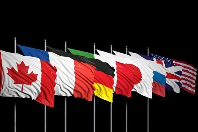 Яценюк: Украина готова занять место России в G8