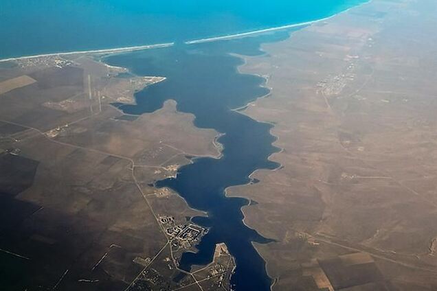 Донузлав через два часа отрежут от мобильной связи – журналистка