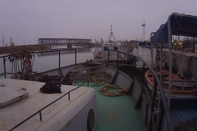 Катер 'Геническ' пытался прорваться в Донузлаве