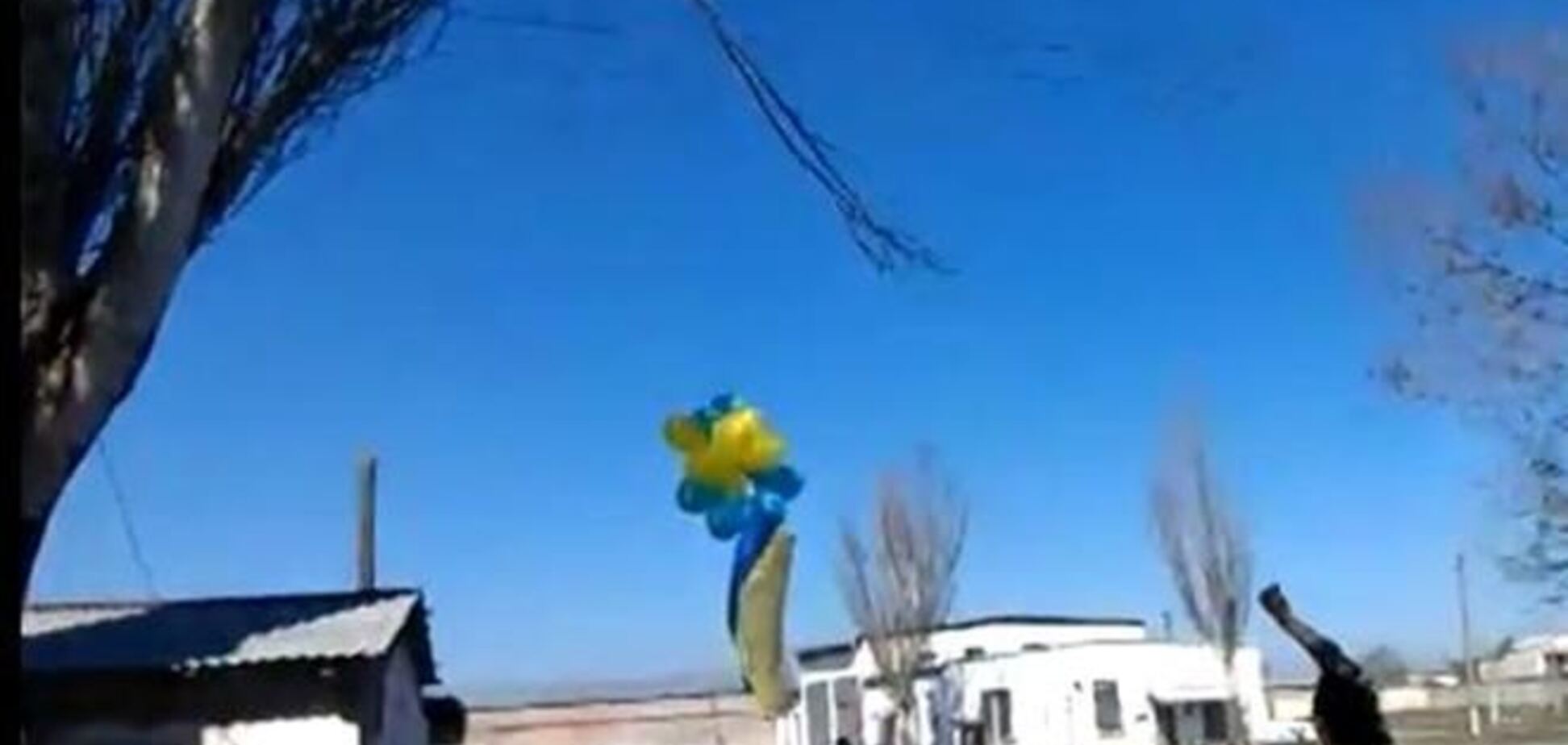 У Феодосії українські морпіхи оригінально підняли прапор України