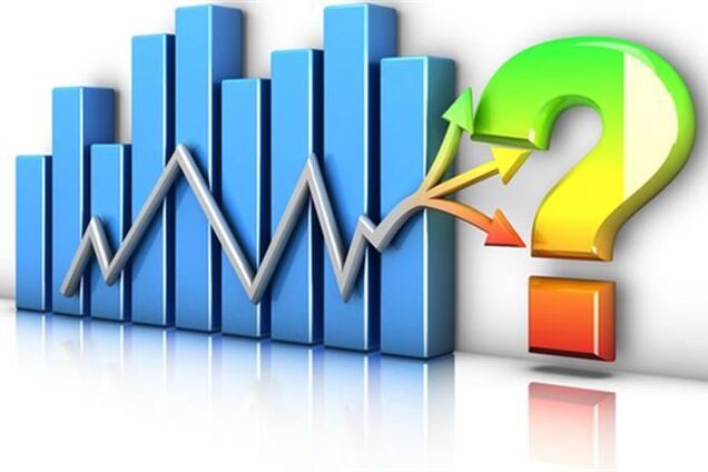 Доллар на межбанке растет, в обменниках - дешевеет