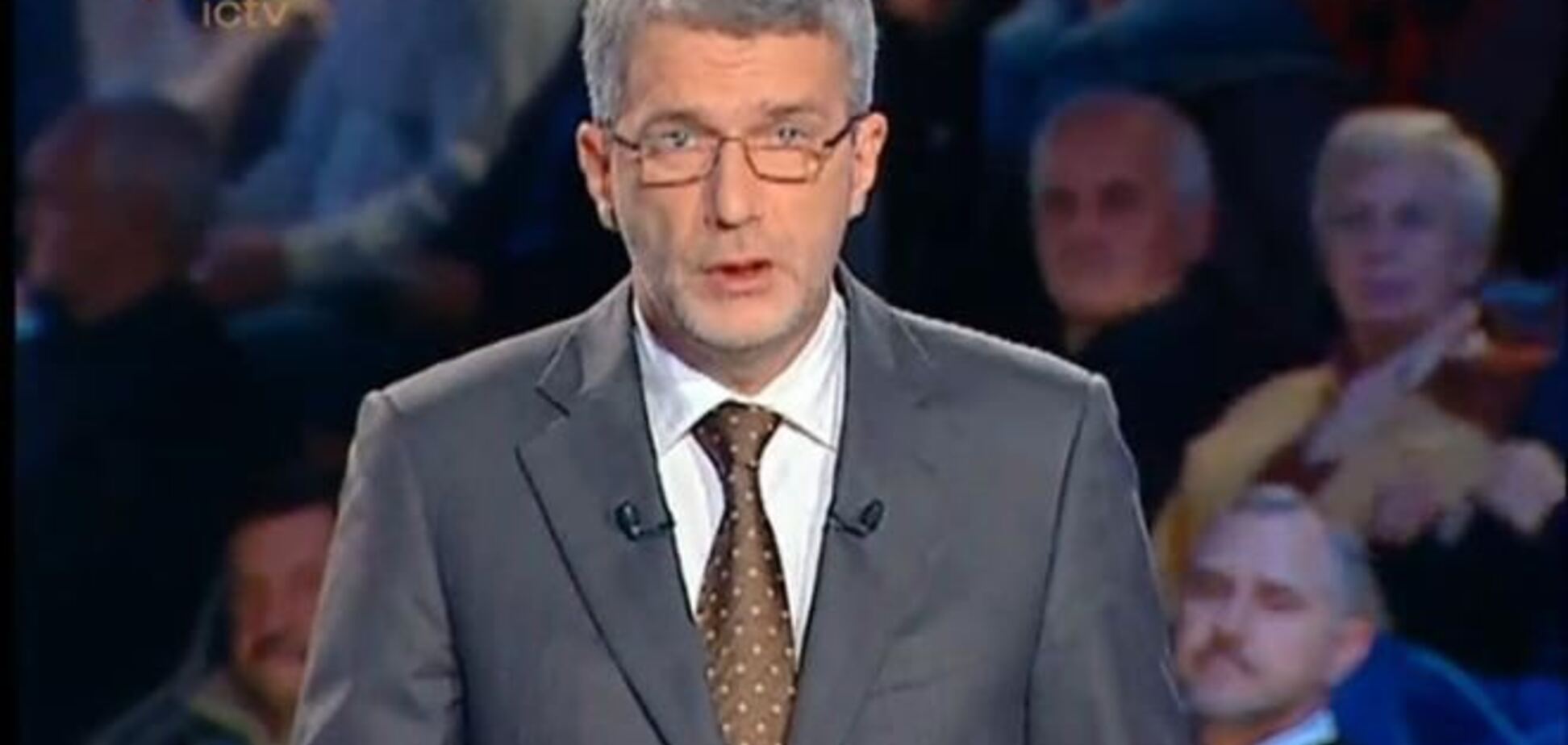 Влада завжди заважає народ