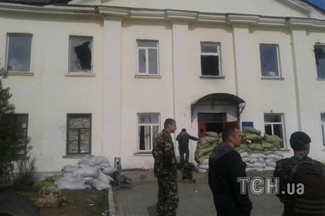 Появились фото разгромленной части в Феодосии