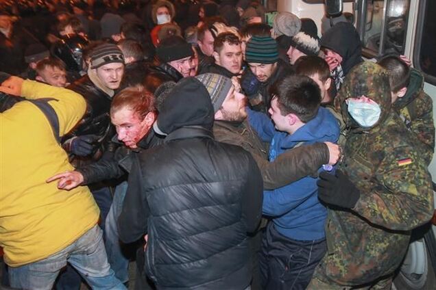 Организаторов массовых беспорядков в Донецке и Одессе взяли под стражу