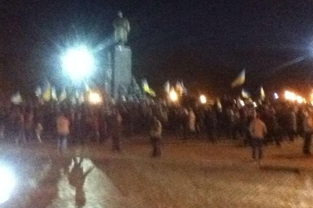 У Харкові проходить масштабний мітинг за єдину Україну