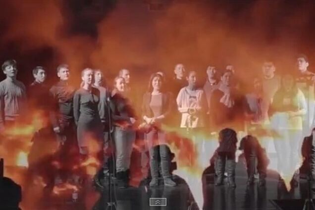 Артисты из Казахстана спели 'Ніч яка місячна' с просьбой простить их страну