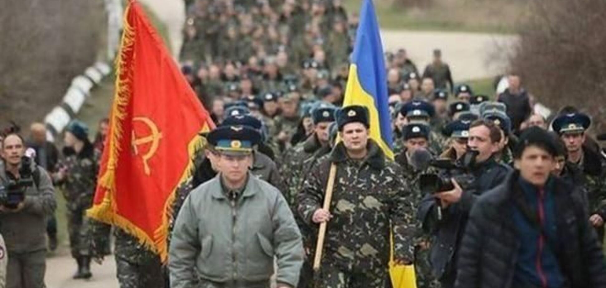 Звільнені українські військові вже виїхали з Криму