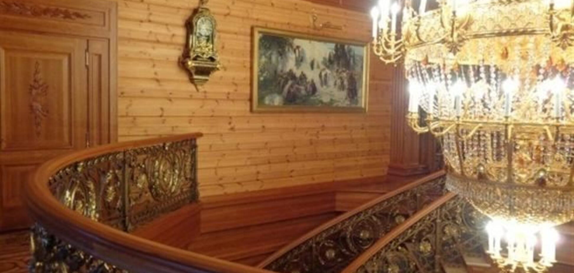 Стиль Межигорья Януковича эксперты назвали'донецким бикоко'