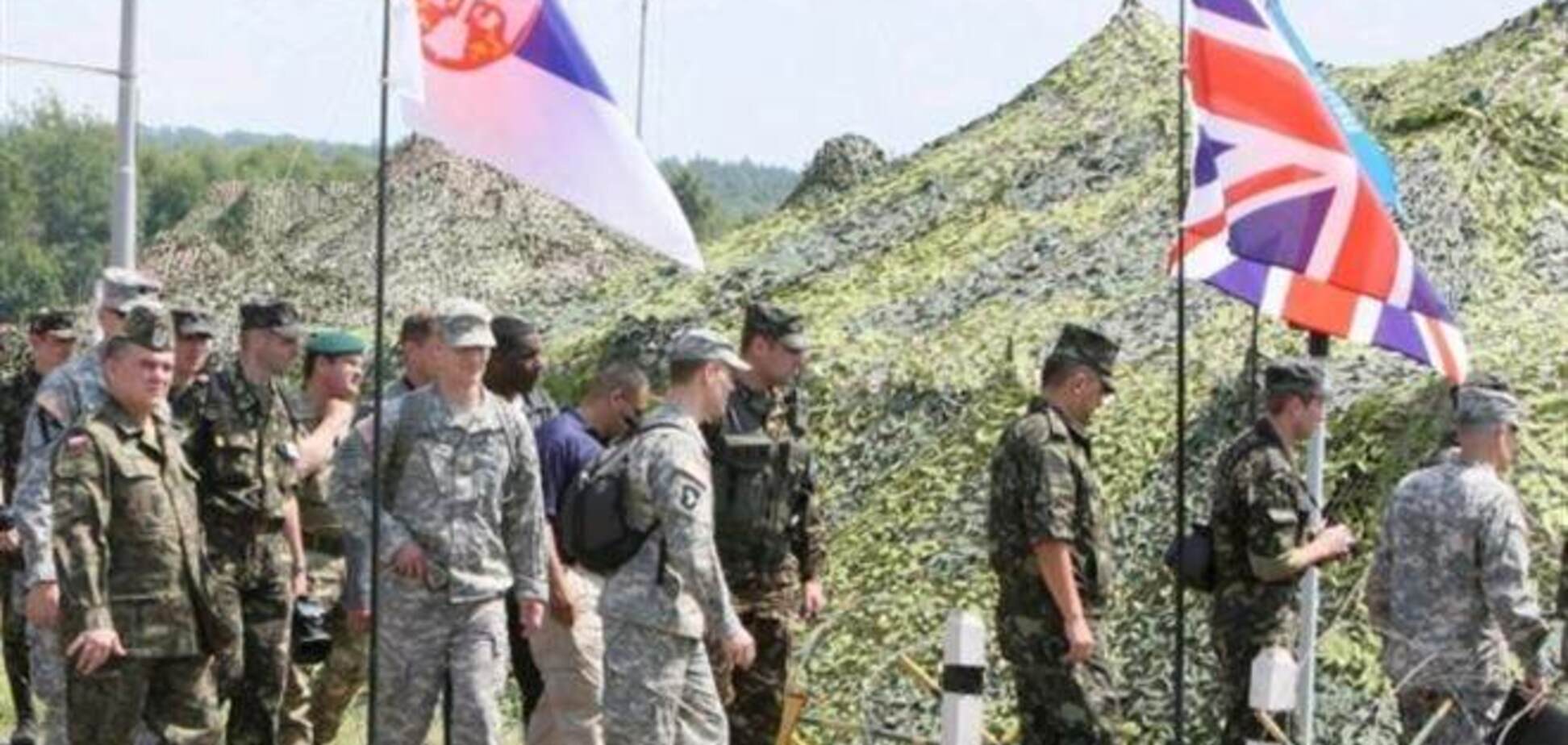 Турчинов предлагает провести многонациональные военные учения