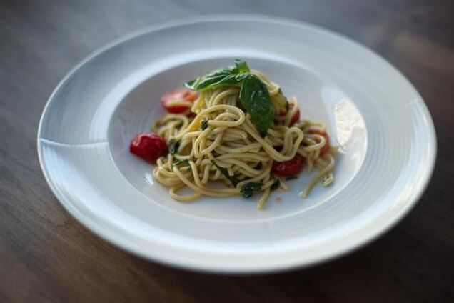 Постное меню. Паста черри-базилик