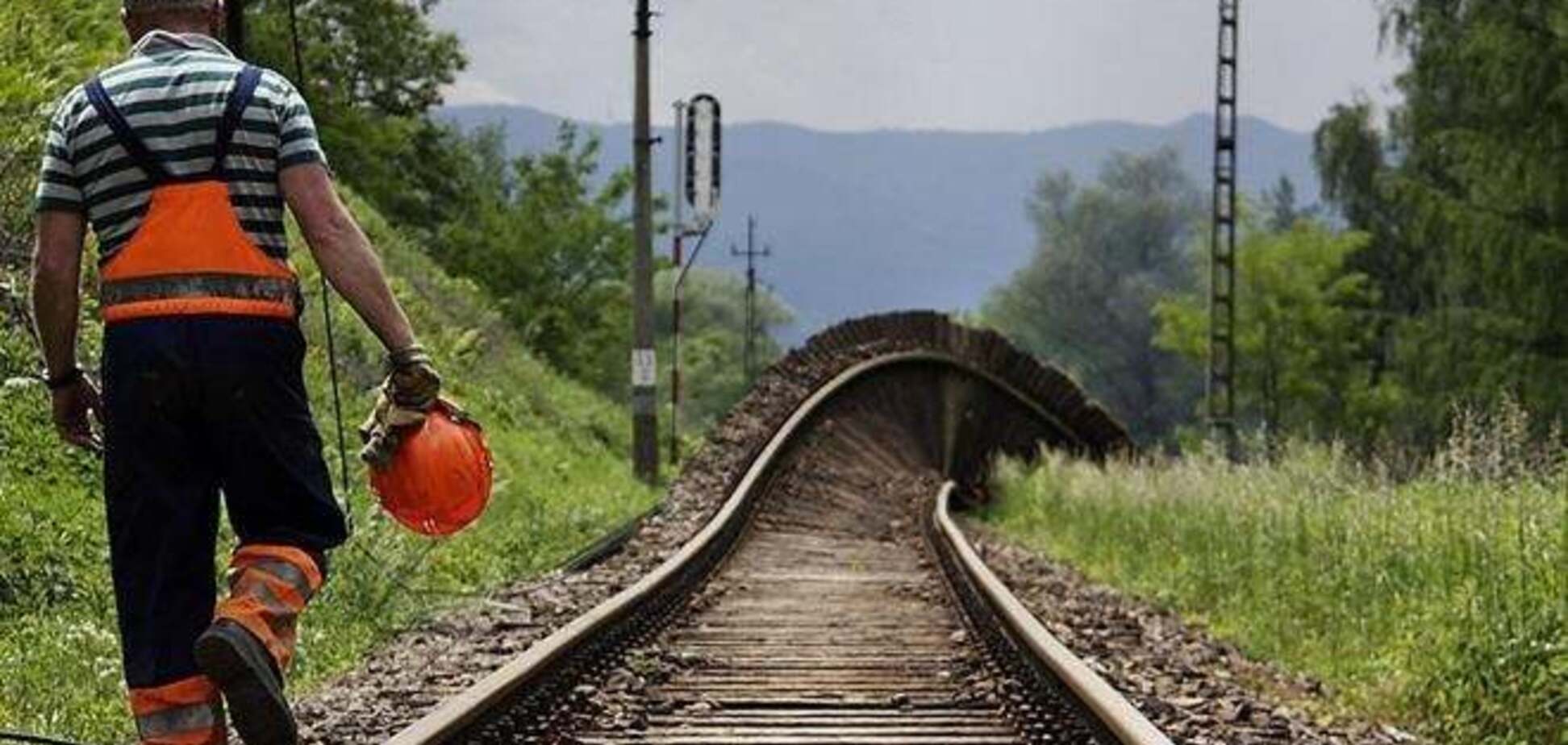 Россия решила построить железную дорогу в обход Украины