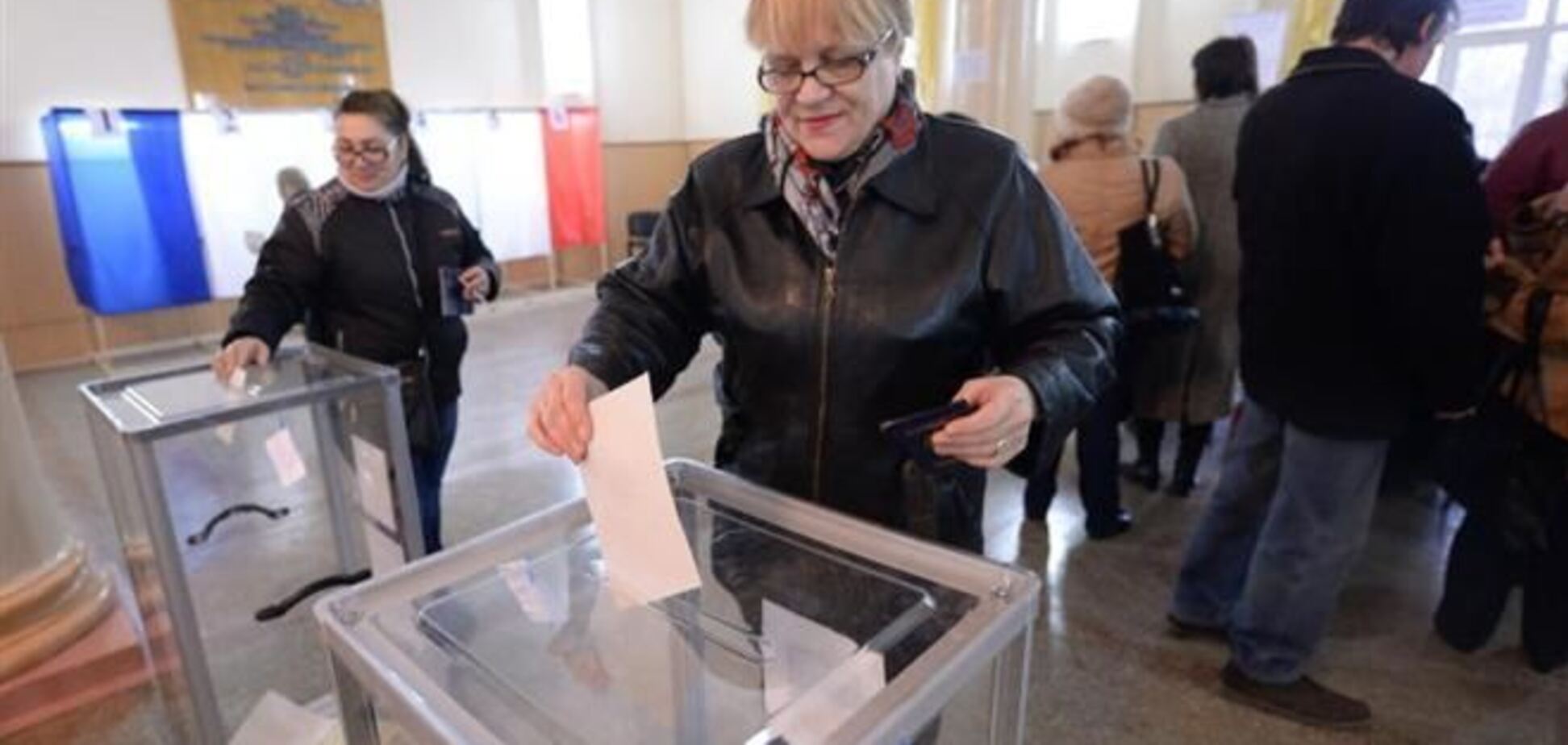 У Криму нову конституцію виберуть на референдумі