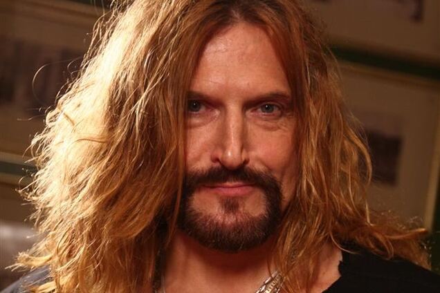 Джигурда за $15 тысяч готов одеть шпильки и лифчик