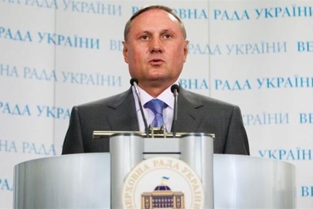 Колесниченко заявил, что Ефремов намерен идти в Президенты