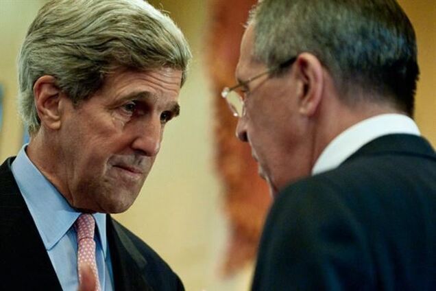 Керри позвонил Лаврову по поводу Украины