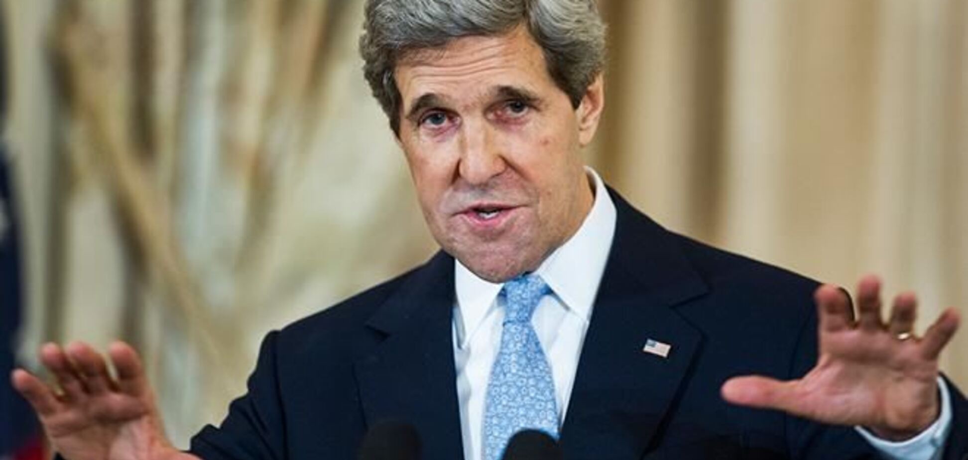 Госсекретарь США развернул самолет ради переговоров по Украине