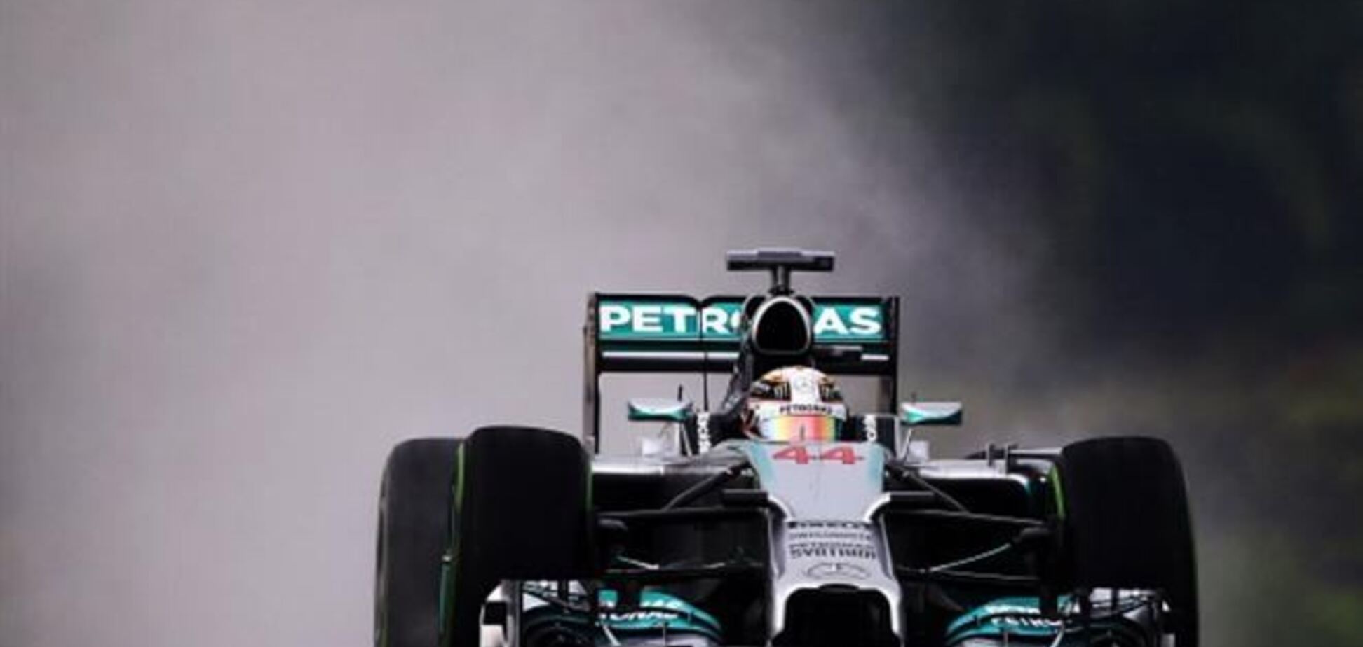 Хэмилтон выиграл двухчасовую квалификацию Гран-при Малайзии