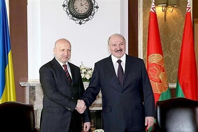 Турчинов встречается с Лукашенко 
