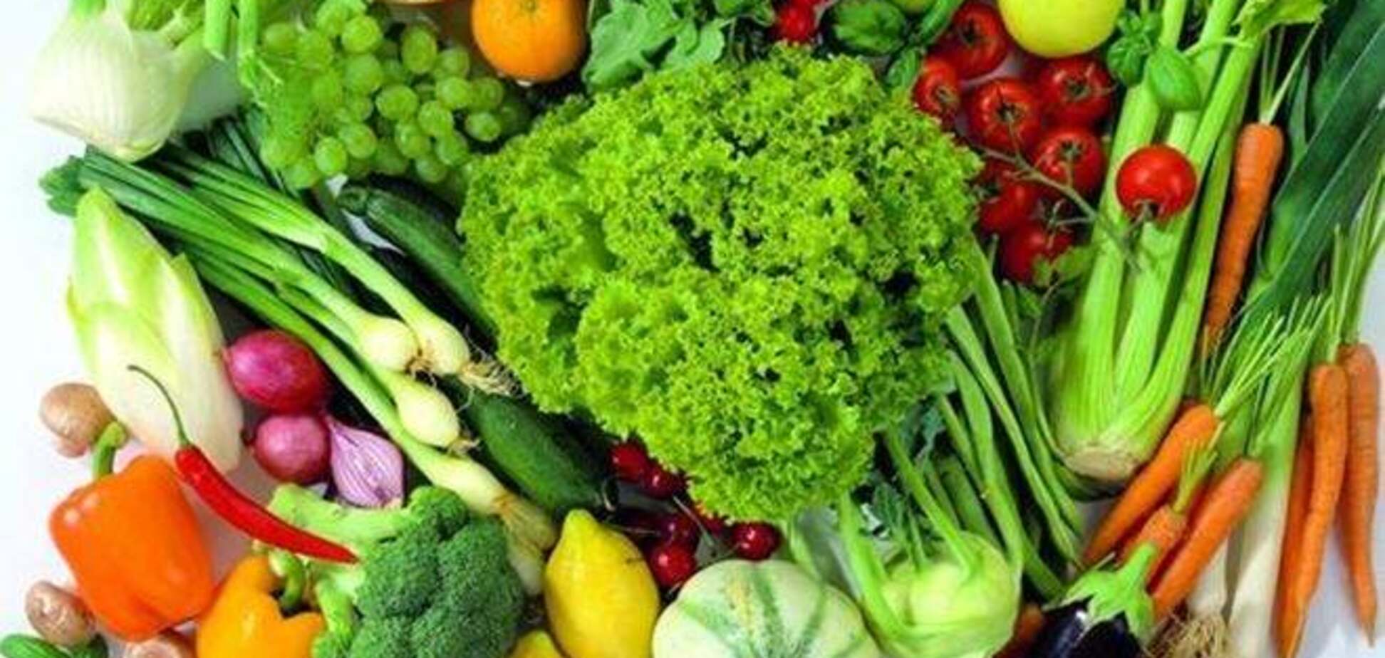 Валютная лихорадка: цитрусовые дорожают, борщовой набор дешевеет