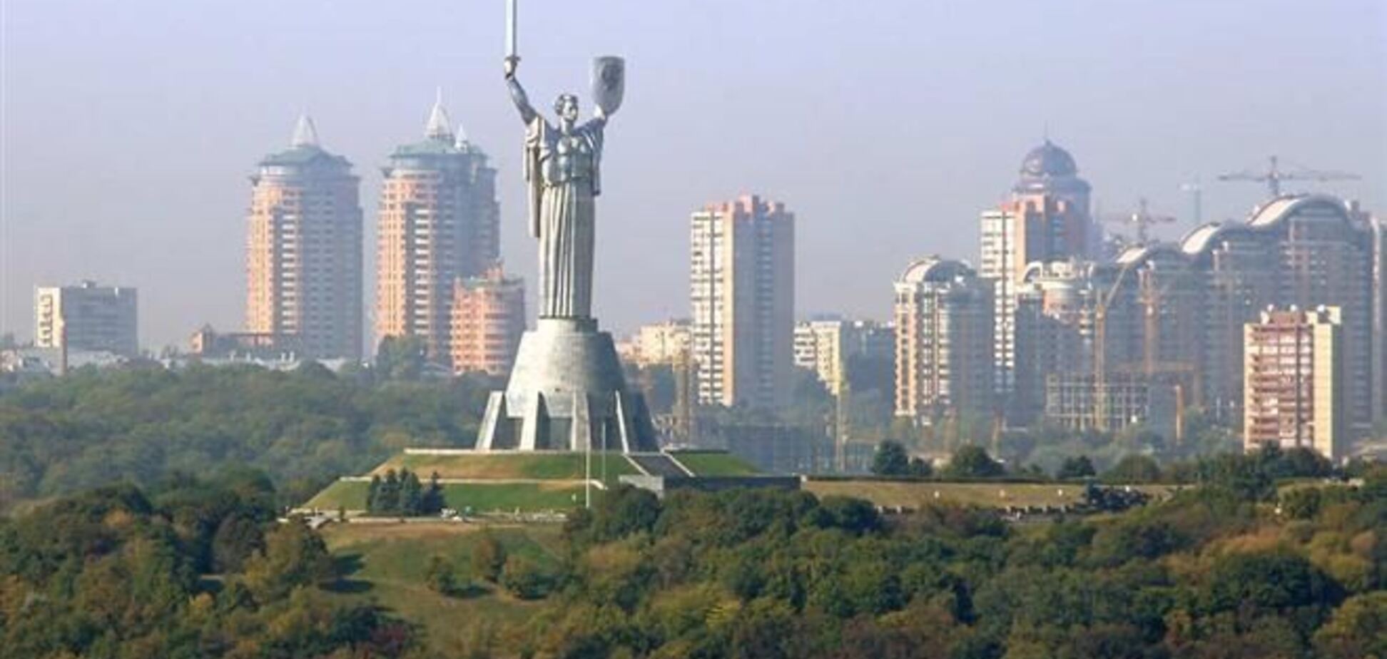 Главы районов Киева массово увольняются