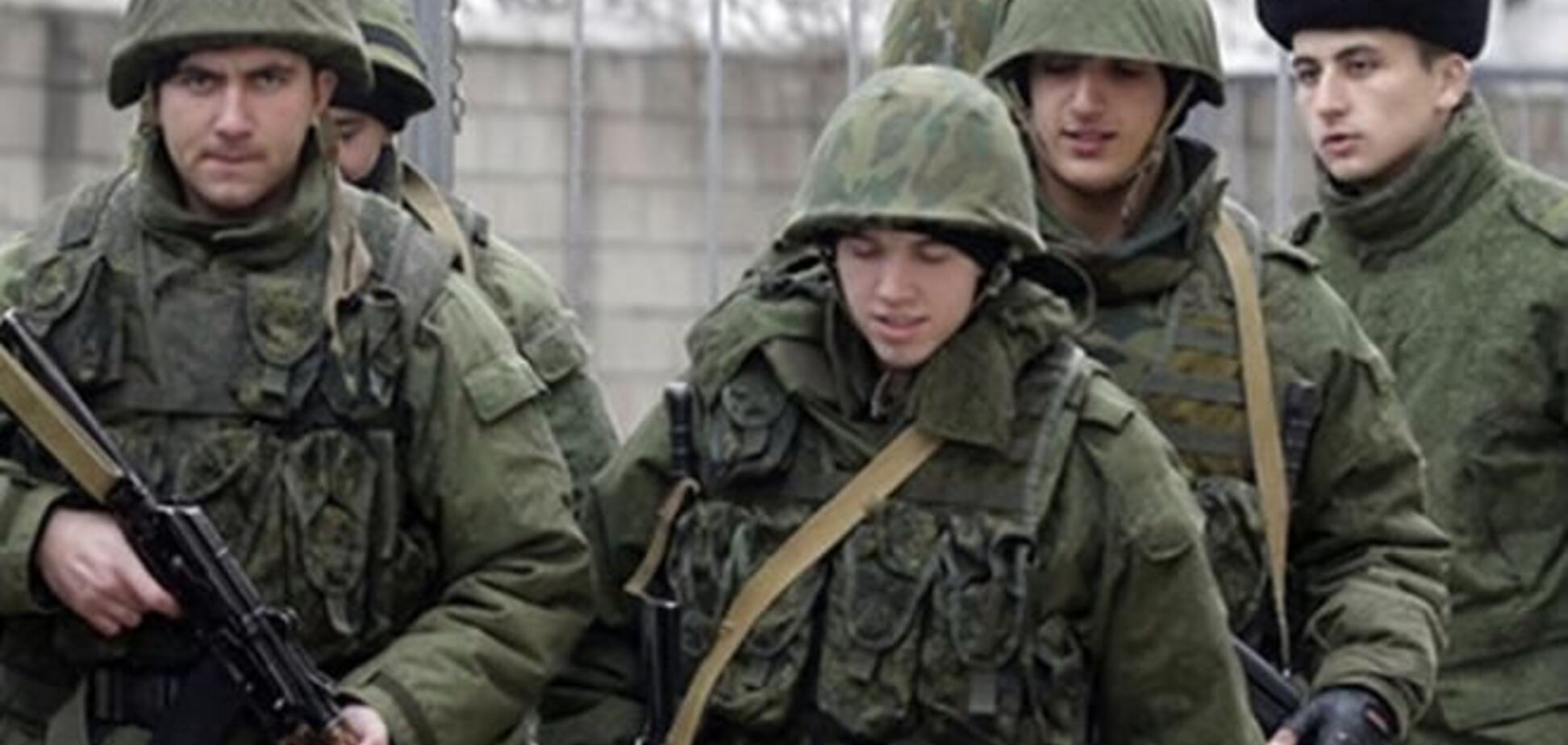 Українські військові в Криму отримують повідомлення з погрозами