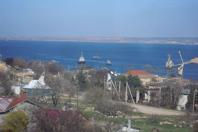 В Севастополе Черноморский флот блокирует украинские корабли