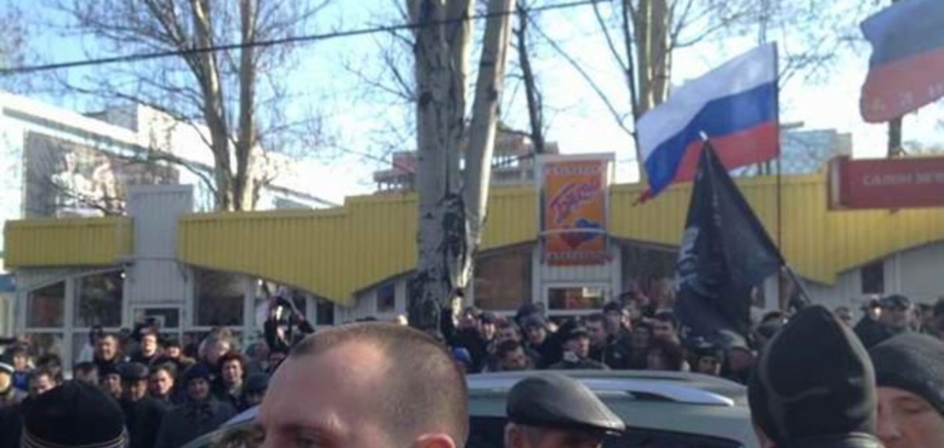 В Донецке напали на велопробег за единство Украины и машину с наклейкой ЕС