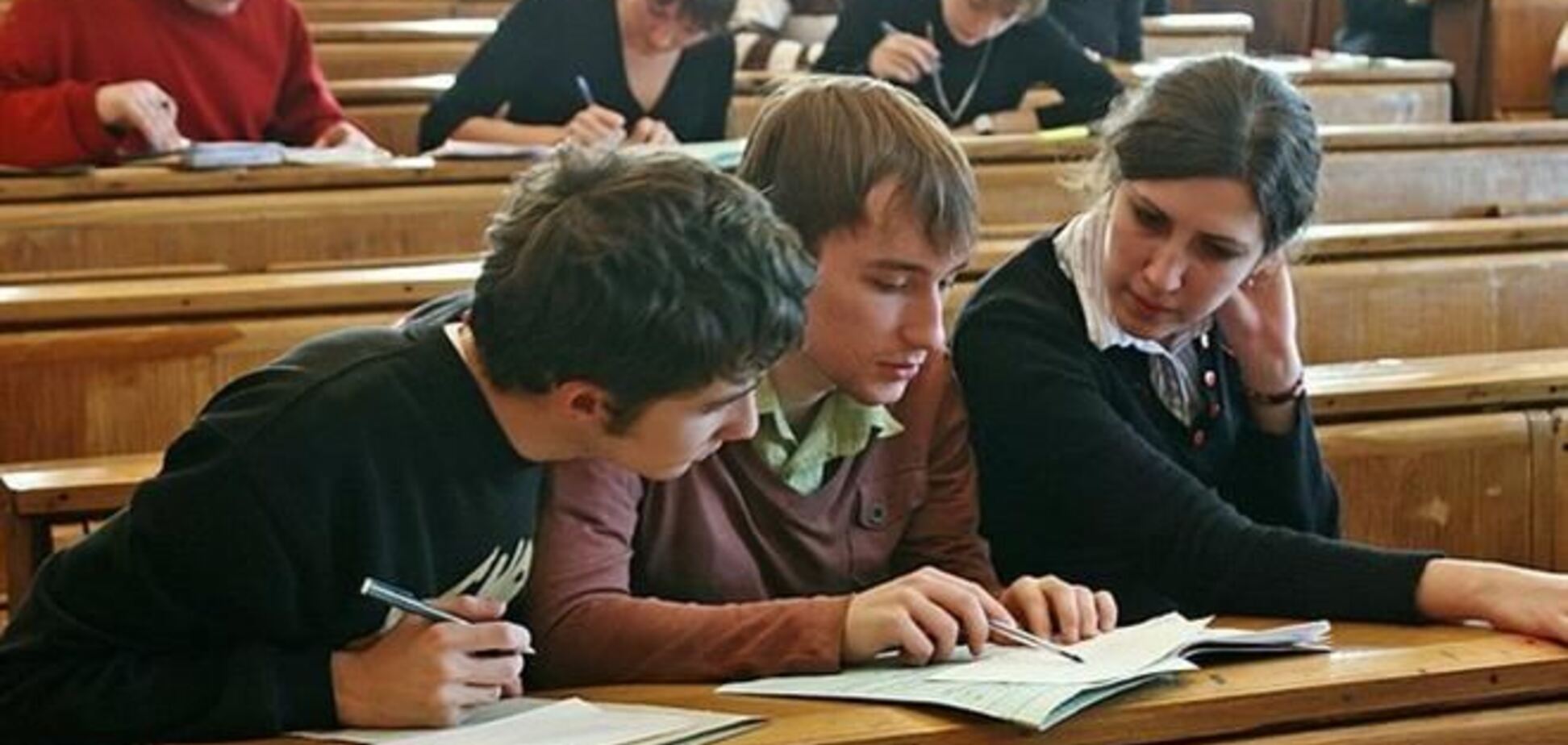 З Криму вже 300 студентів перевелися на навчання в Україну