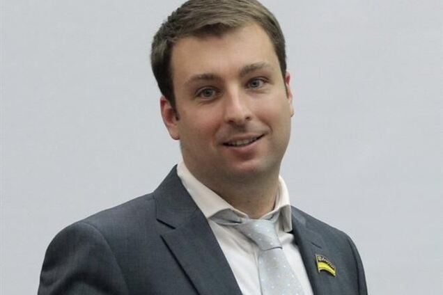 Депутат Київради висміяв кандидата в президенти, який вже рік не може повернути борг $ 2 тис
