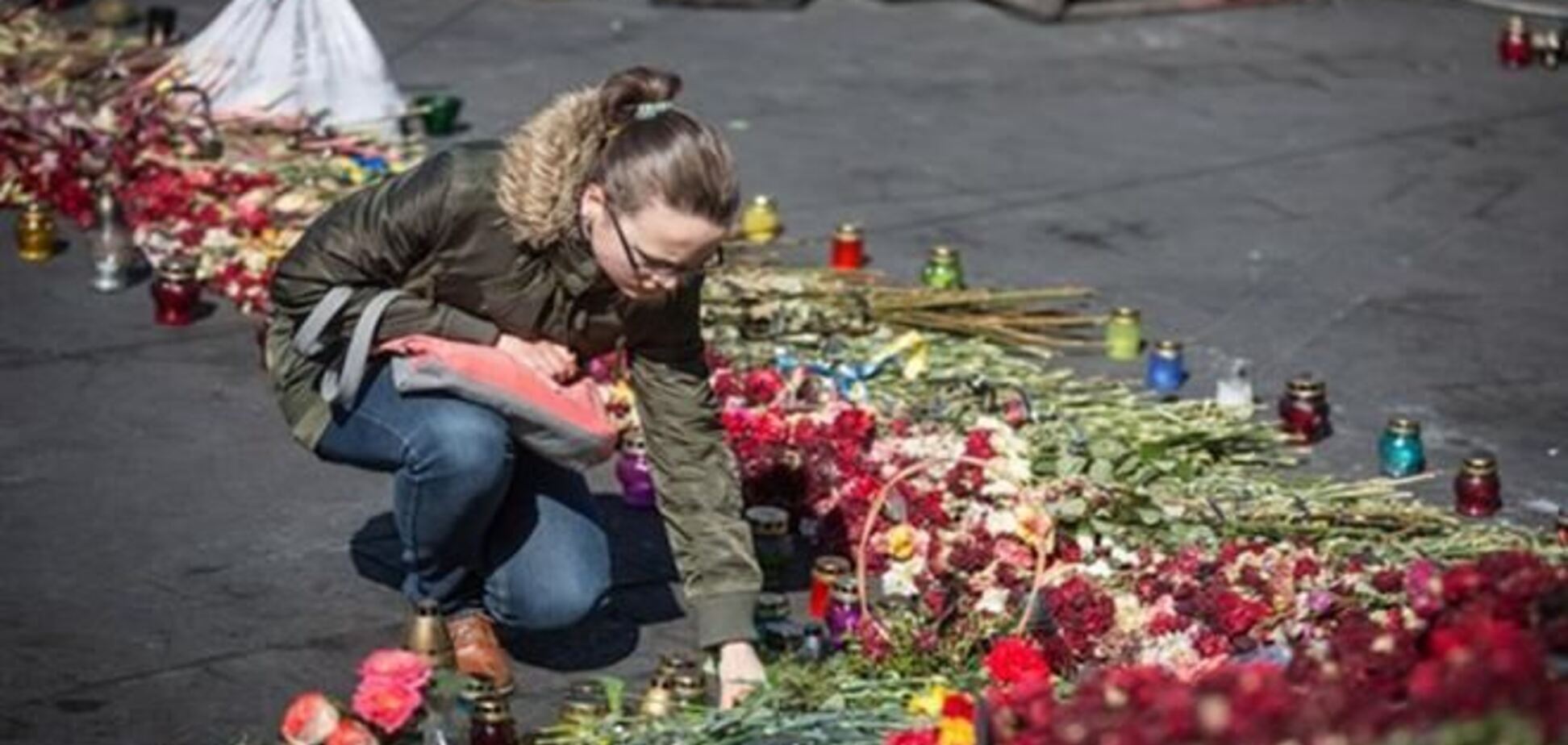 Украина почтила память героев Небесной Сотни