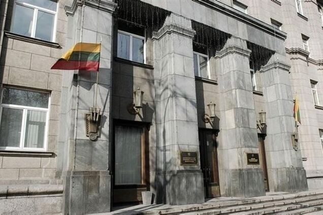 Литва заборонить в'їзд 18 колишнім українським чиновникам
