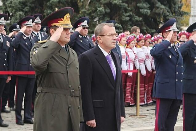 Захарченко і Клюєв з'явилися в базі розшуку МВС