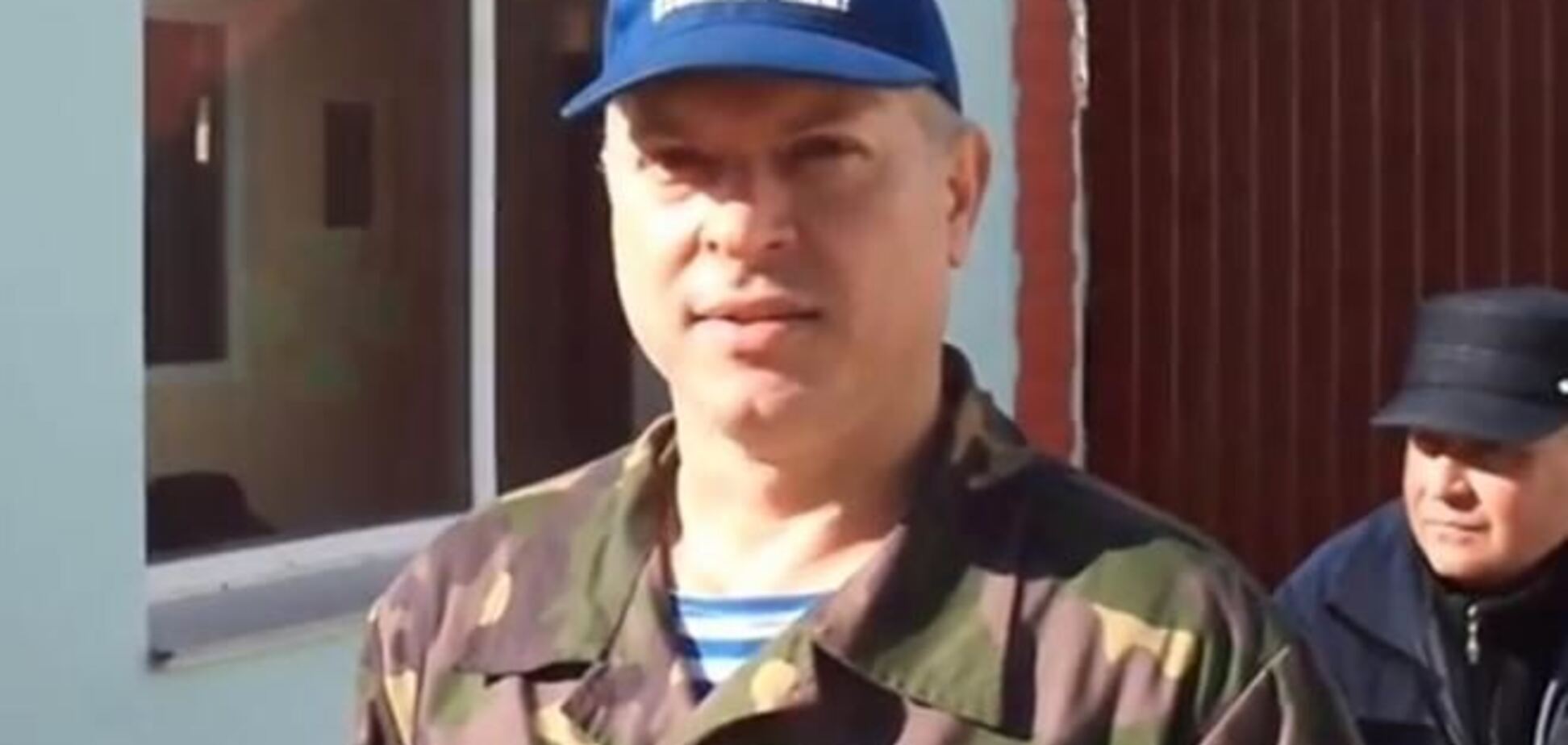 Журналист пообщался с захватчиками пограничной части в Балаклаве