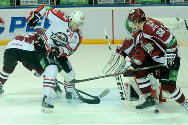 'Донбасс' победой и рекордом завершил регулярный сезон КХЛ