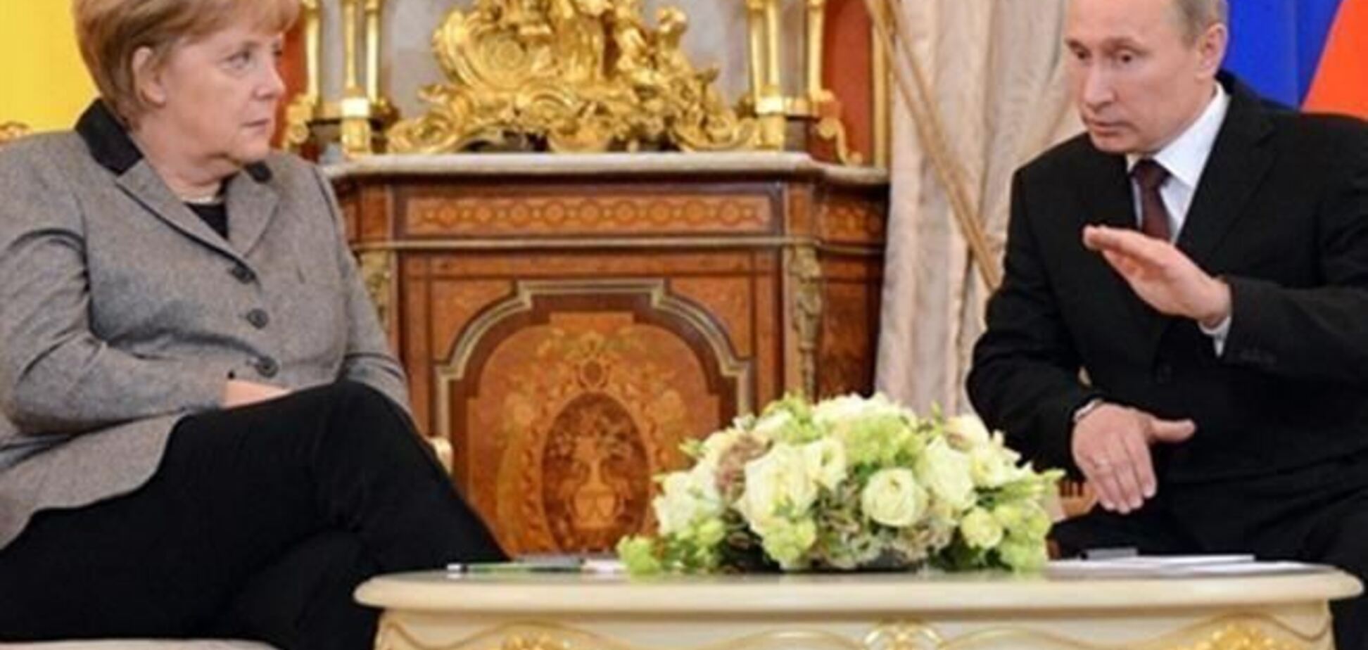 Путин обсудил с Меркель содействие нормализации обстановки в Украине