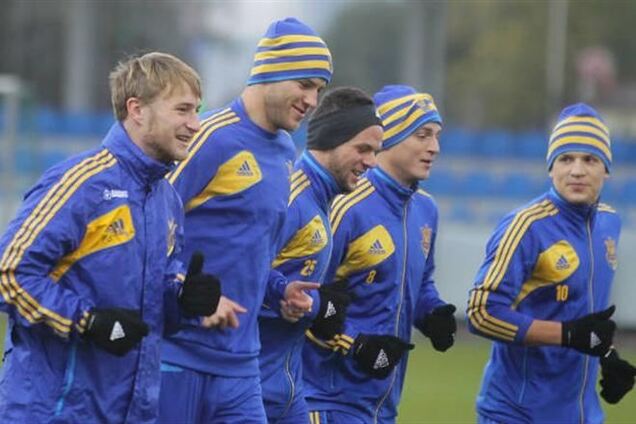 Футболисты сборной Украины помогут семьям пострадавших на Майдане