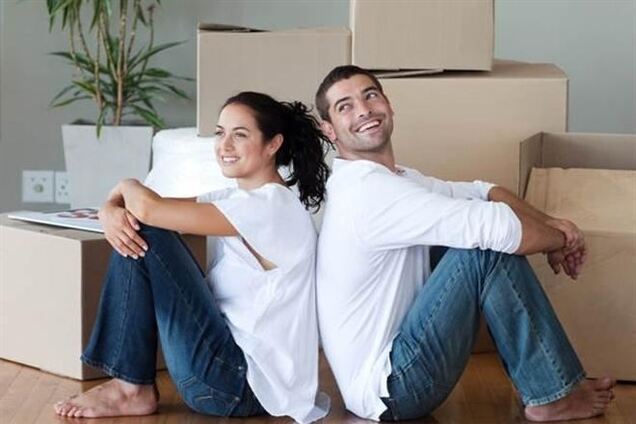 Боясь обесценивания гривни, люди стали активнее вкладывать в жилье - эксперт