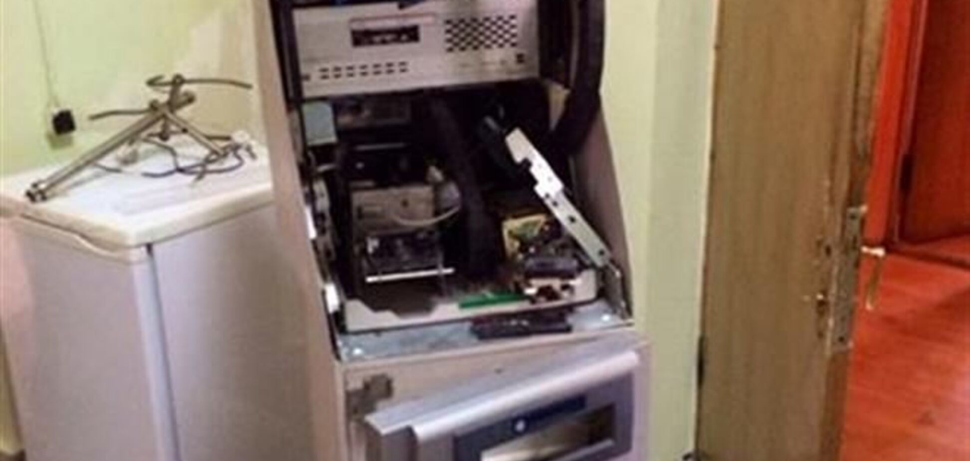 Захватчики Совмина АРК разгромили и разграбили кабинеты - СМИ