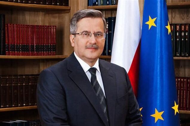 Коморовский – Путину: украинцы сами решат, законна ли смена власти в Украине