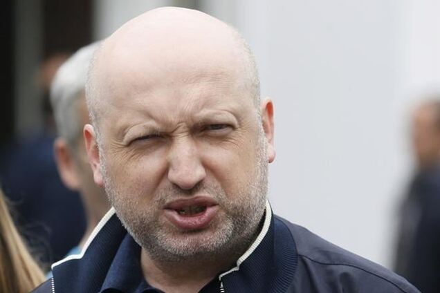 Турчинов звільнив Кузьміна з посади заступника секретаря РНБО