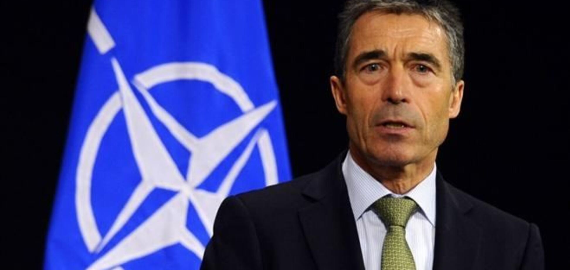 НАТО перегляне відносини з Росією через події в Україні