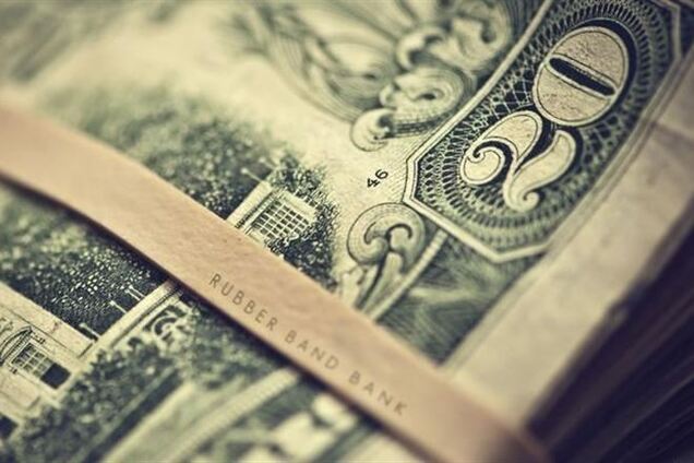 Курс доллара в Украине 'заморозят' на уровне 9 грн