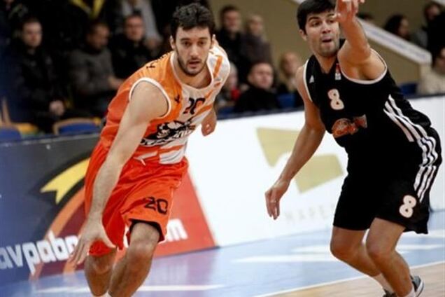 'Черкаськи Мавпы' разгромно обыграли БК 'Донецк'